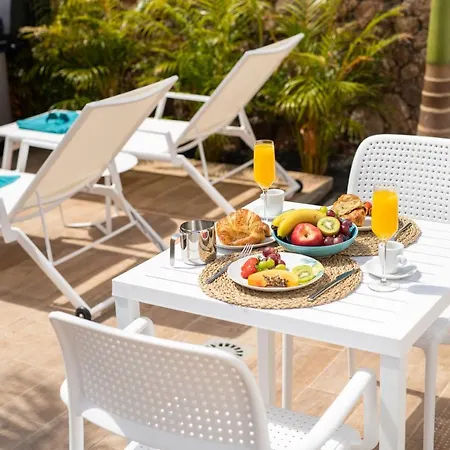 Marie Marie Playa Blanca (Lanzarote)